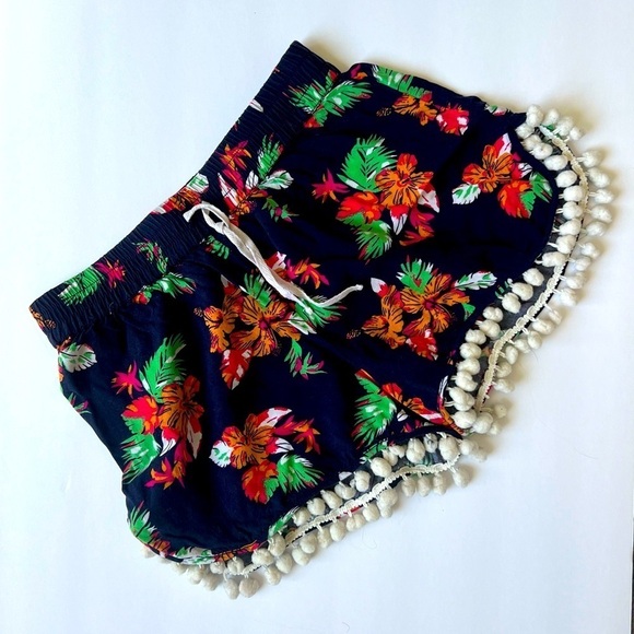 Tucker and Tate Boho shorts - Picture 1 of 4